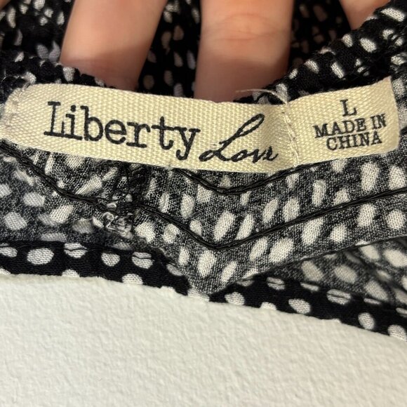 Black and White Polka Dot Romper Size Large - Picture 9 of 12